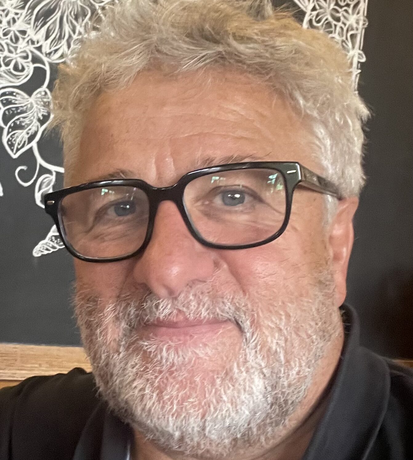 Andrew Riley headshot